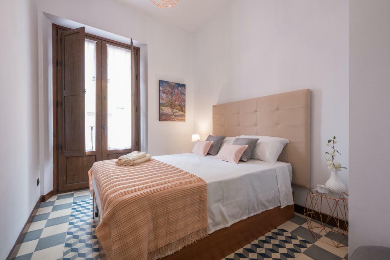 Apartamento El Carmen Málaga Exteriör bild